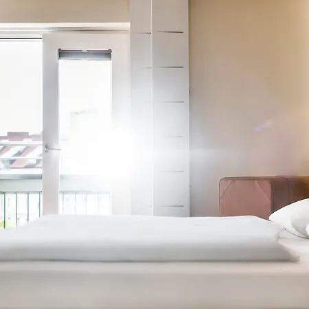 Weitzer - Centre Of 4* Graz