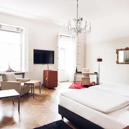 Weitzer - Centre Of 4* Graz