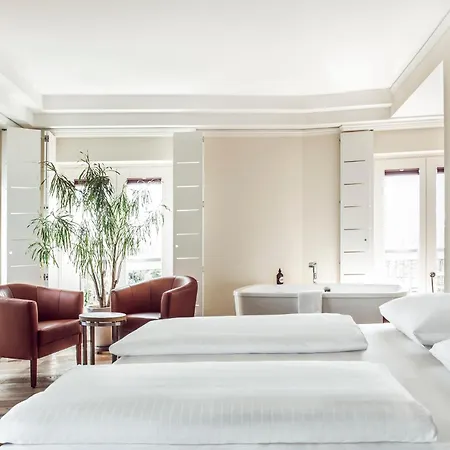 Hotel Weitzer - Centre Of