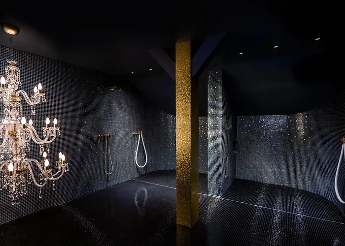 Weitzer - Centre Of 4* Graz