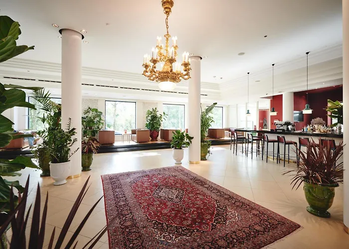 Weitzer - Centre Of Hotel 4*