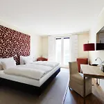 Weitzer - Centre Of Szálloda 4*