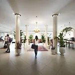 Weitzer - Centre Of מלון 4*