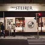 호텔 Weitzer - Centre Of 4*