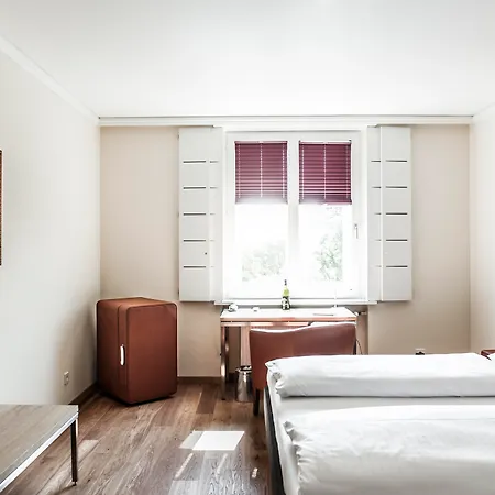 Weitzer - Centre Of מלון