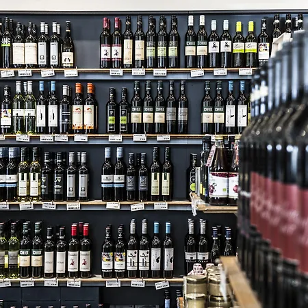 Weitzer - Centre Of 酒店