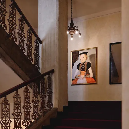 Weitzer - Centre Of Ξενοδοχείο 4*