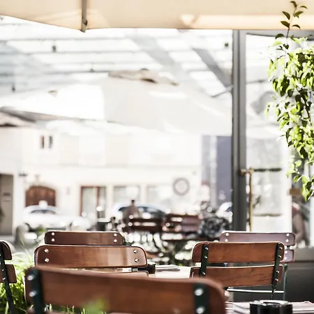 Hotel Weitzer - Centre Of