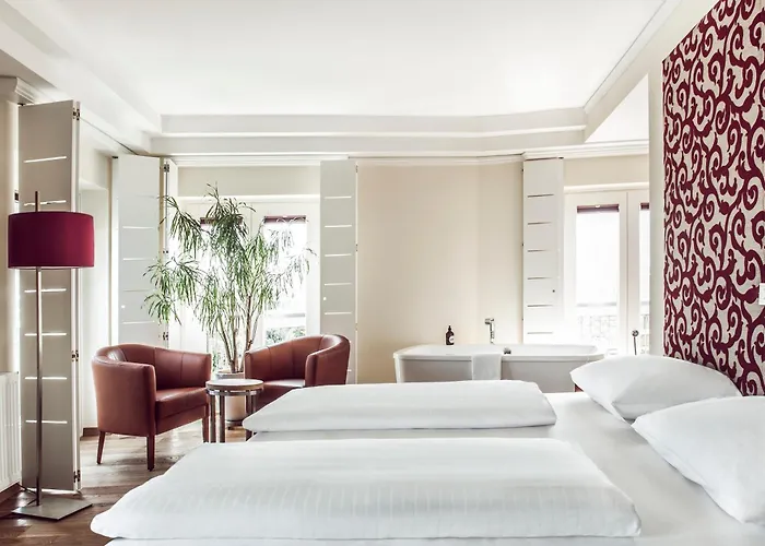 Hotel Weitzer - Centre Of