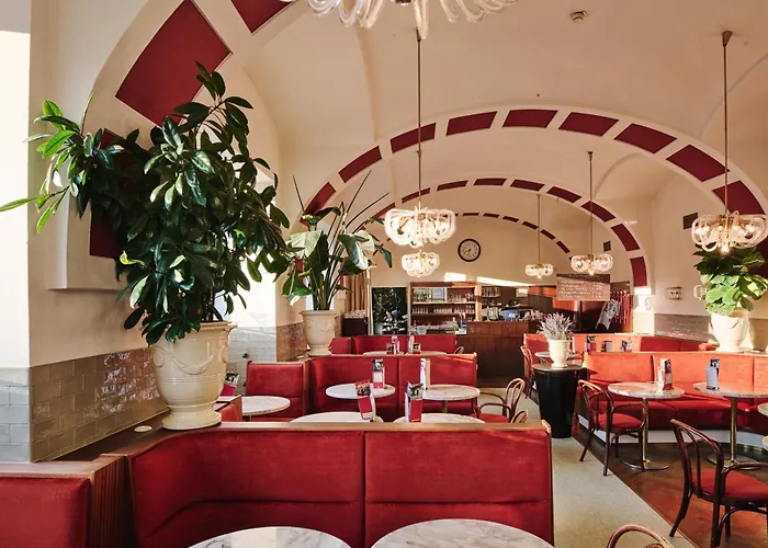 Weitzer - Centre Of Hotel