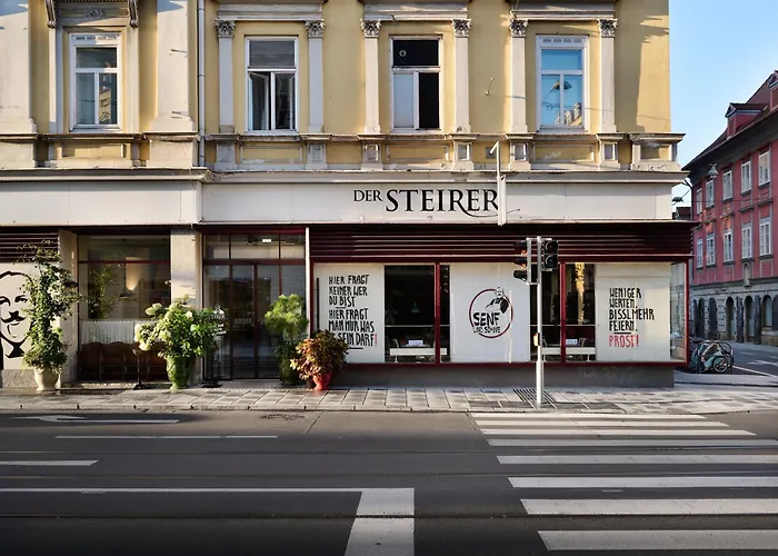 Weitzer - Centre Of 4* Γκρατς